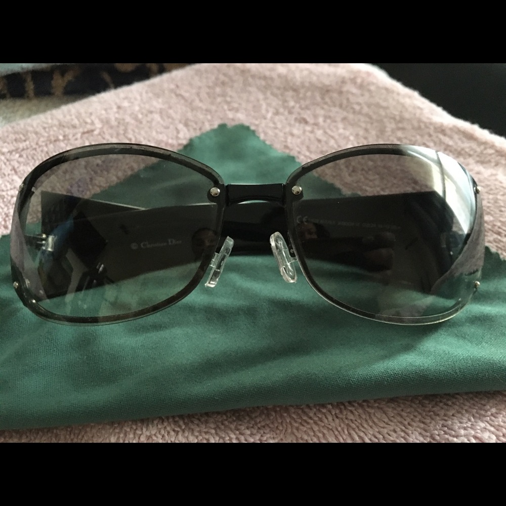 Dior Women Sunglasses 🕶